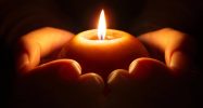 ROMA: SCOMPARSO A 58 ANNI DI DANIELE CASINGHINI, FRATELLO EX CAPO PROTEZIONE CIVILE ABRUZZO prayer – candle in hands