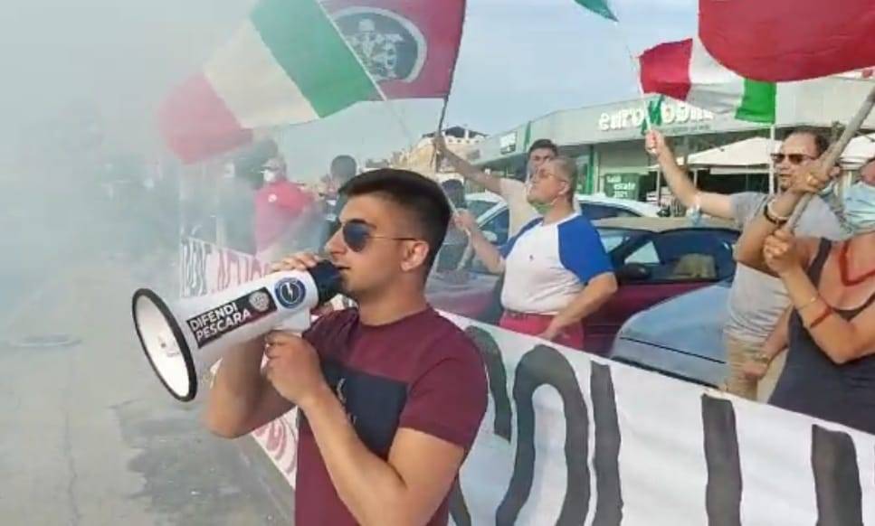 PESCARA, CASAPOUND IN PRESIDIO PER NAZIONALIZZAZIONE RETE AUTOSTRADALE | Ultime notizie di cronaca Abruzzo - Vimarsana News