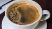 CARO VITA: INFLAZIONE NON RISPARMIA NEMMENO PAUSA CAFFE', ITALIANI HANNO SPESO 720 MILIONI IN PIU'