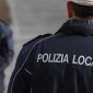 POLIZIA LOCALE L’AQUILA: GOVERNO BACCHETTA CDX, “SONORO SCHIAFFO A BIONDI E MARSILIO”