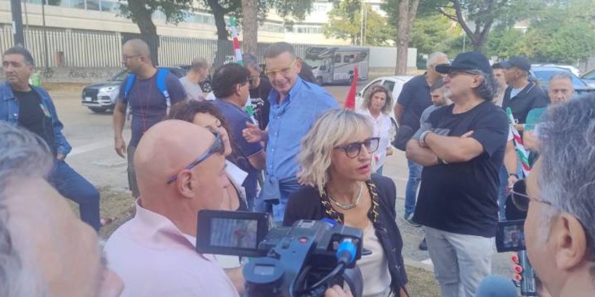 AURA L’AQUILA: SITUAZIONE “PREOCCUPANTE”. MAGNACCA, “ASSENZA PROPRIETA’ E CONSULENTE IGNARO”