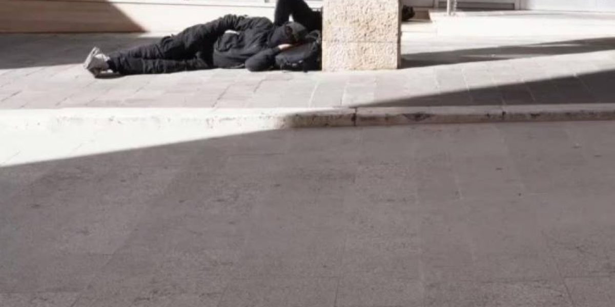 MIGRANTI ALL’AQUILA: PD, “ACCUSE BIONDI GRAVISSIME, SE SA CHI SONO GLI ‘SCIACALLI’ VADA IN PROCURA”