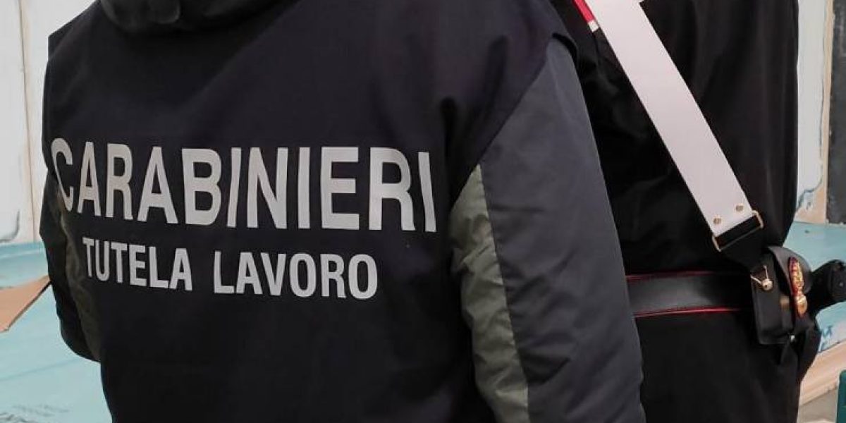 SORVEGLIATA DA WEBCAM E AL LAVORO SENZA STIPENDIO: BARISTA RIDOTTA IN SCHIAVITU’