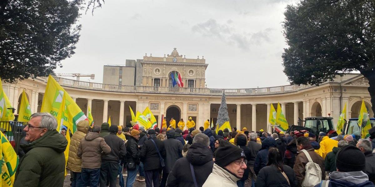 IMPEGNO DELLA REGIONE SULL’AGRICOLTURA: TRATTORI ALL’AQUILA, “5 ISTANZE PER L’ABRUZZO”